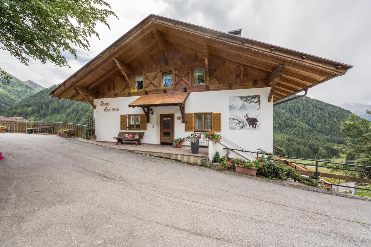 Haus Hubertus - Fewo 5 San Leonardo in Passiria Dış mekan fotoğraf